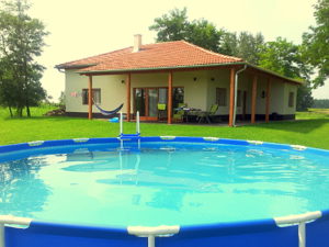 Villa mit Pool kaufen in Tiszakécske